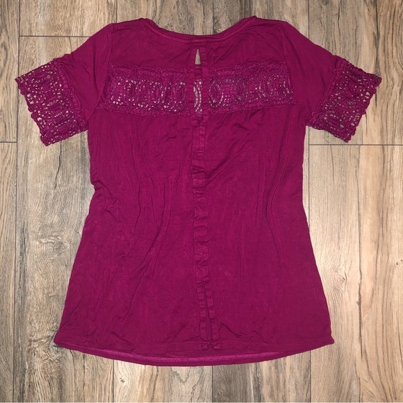 A Pea in the Pod Fuchsia Embroidered Short Sleeve Blouse Size Small - Picture 6 of 9